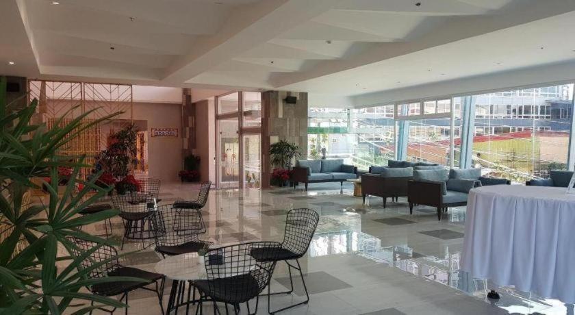 Travelite Hotel Legarda Baguio City Eksteriør billede